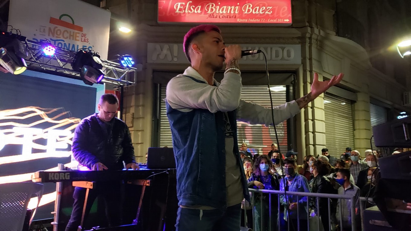 FOTO: Chipote, en la Noche de las Peatonales
