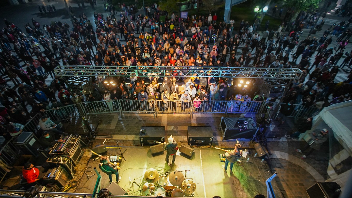 FOTO: 60 mil personas vibraron con la Noche de las Peatonales