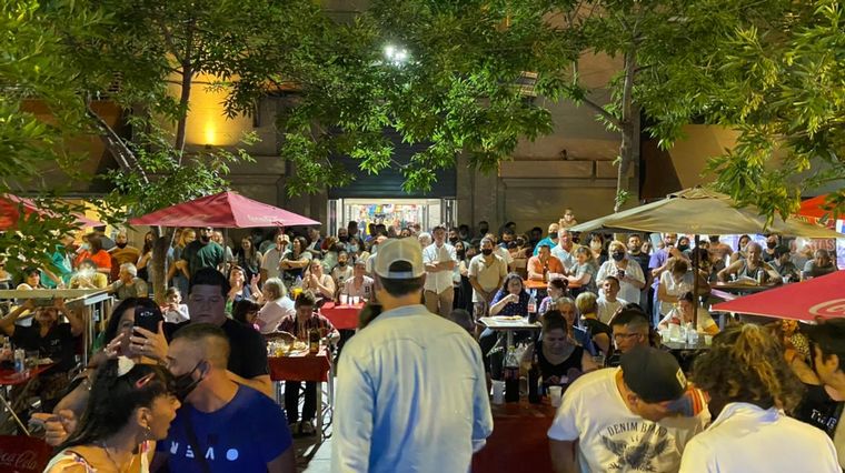 FOTO: El escenario de La Popu brilló en la Noche del Mercado Norte