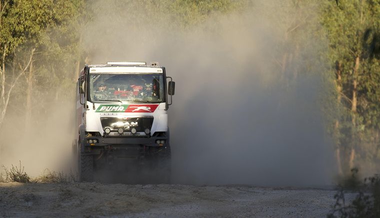 FOTO: Toda la potencia de un camión MAN de 10 litros de cilindrada para correr el Dakar