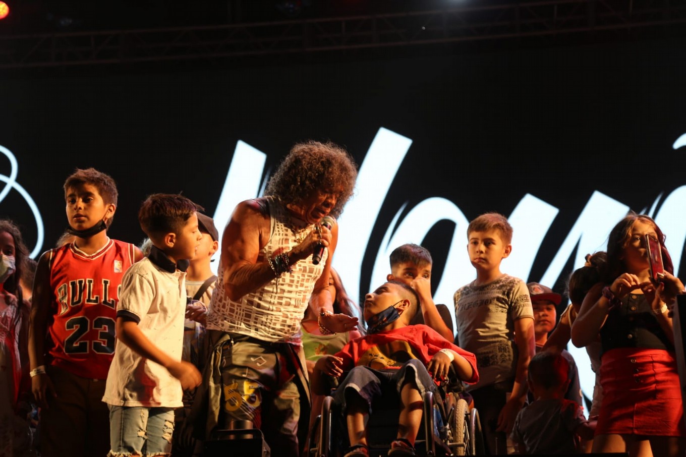FOTO: La Mona Jiménez emocionó al público en la primera noche del Bum Bum.
