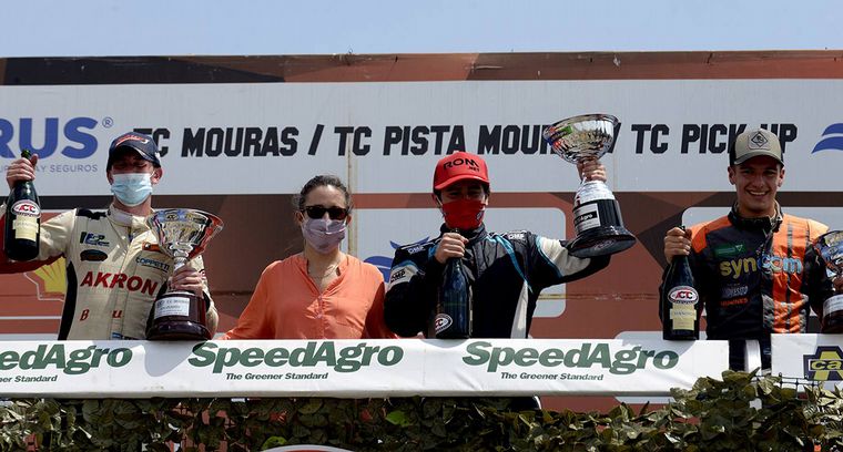 FOTO: Meichtri, Piñeiro (Ganador) y Jakos, el podio del TC Pista Mouras.