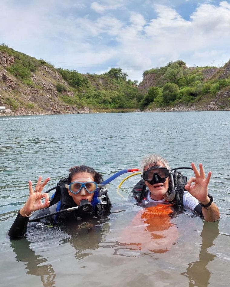 FOTO: Buceo y wakeboard: las estrellas de la Laguna Azul