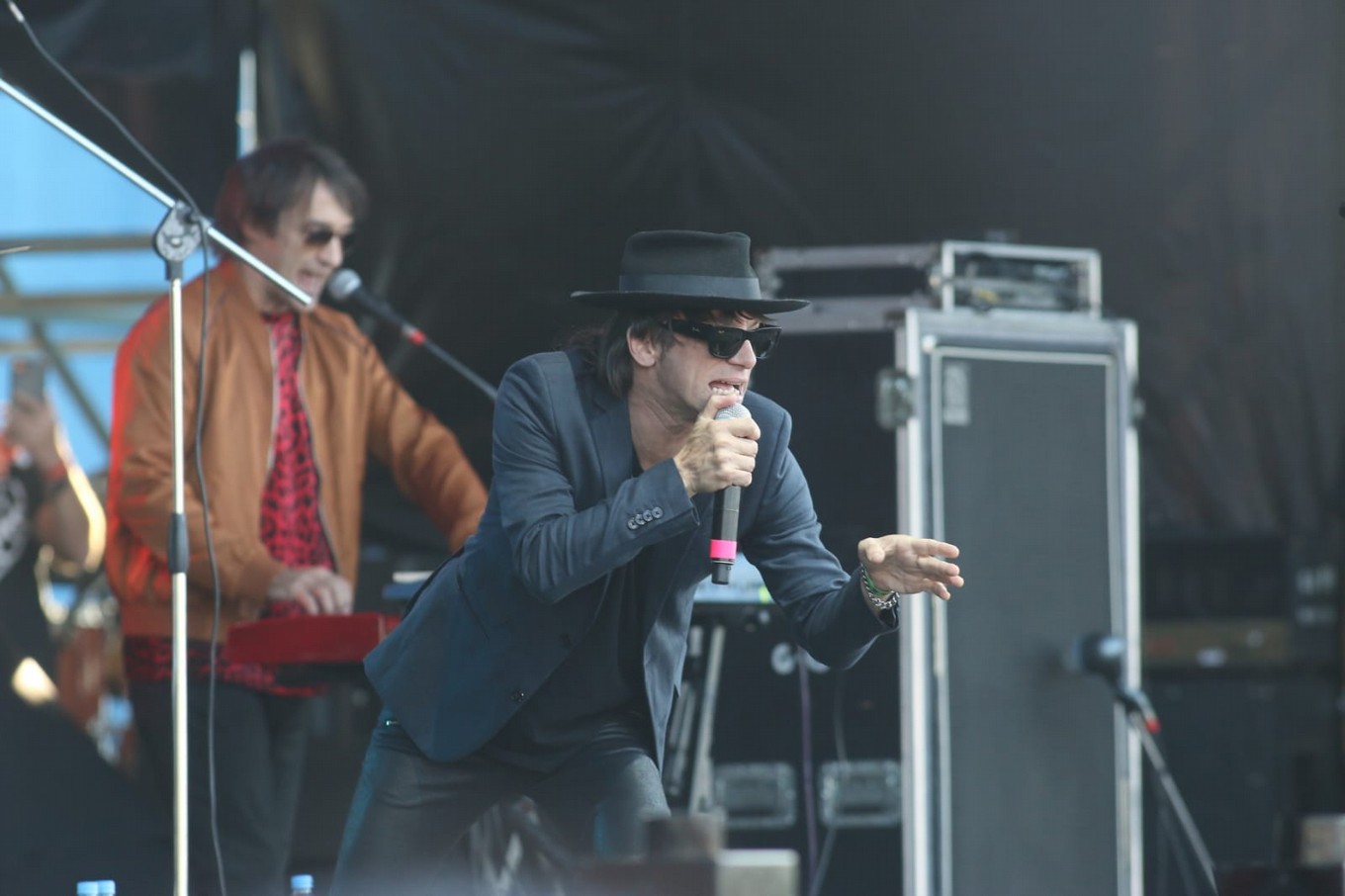 FOTO: Turf habló con FM Córdoba tras su participación en el Cosquín Rock.