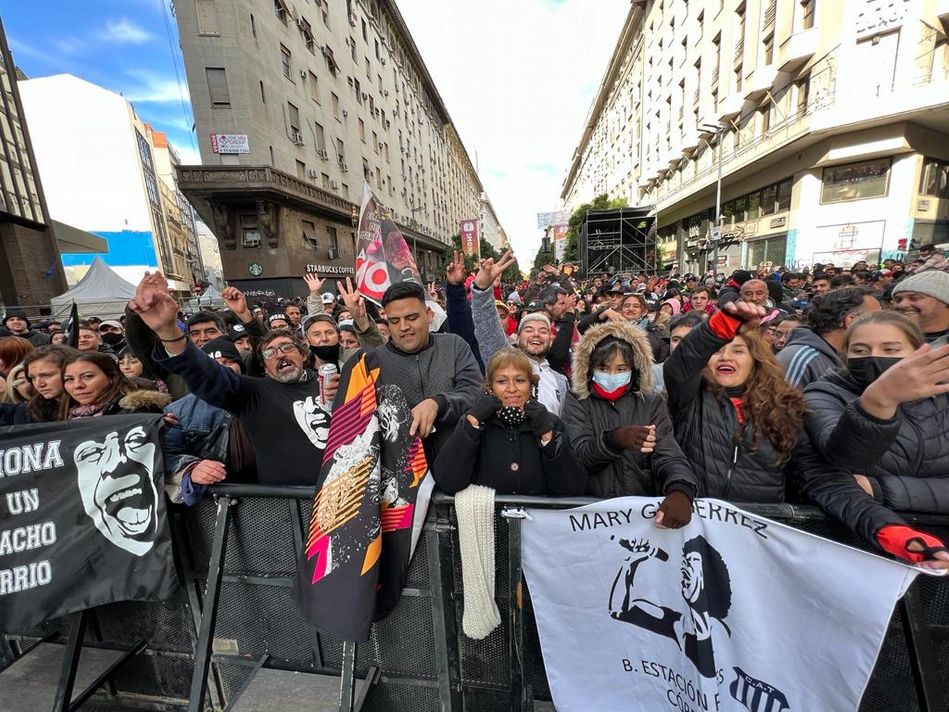 FOTO: Gran expectativa por el show del 