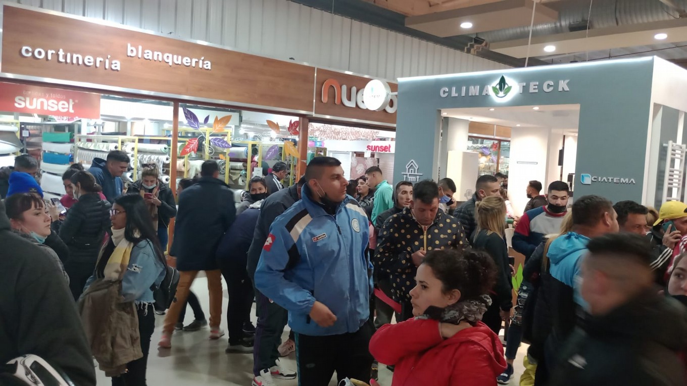 FOTO: Locura en Córdoba por entradas para el baile de La Mona en Forja